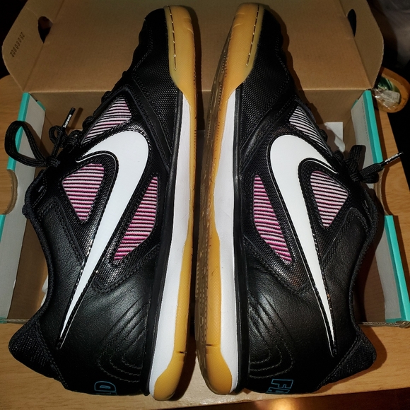 Authentic Sb Supreme Gato. Send offers - Picture 3 of 9